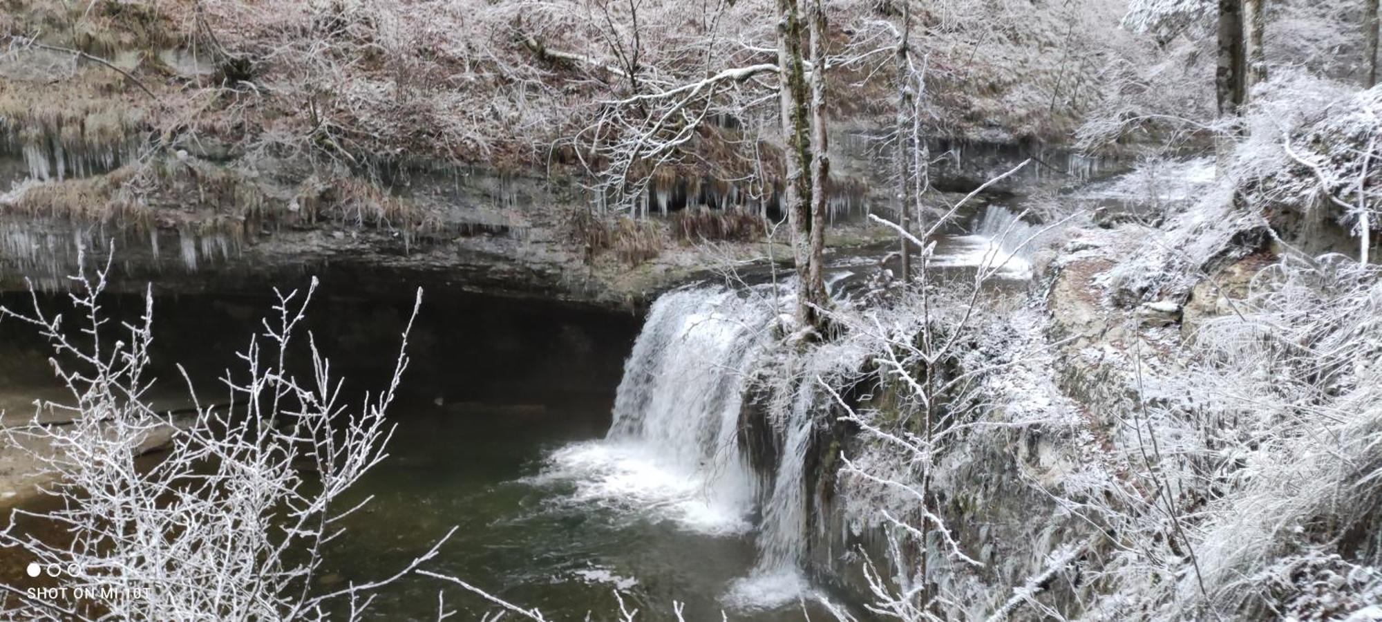 Grimont Gite Au Calme Grand Terrain Circuit Cascades Du Herisson Saugeot Dış mekan fotoğraf